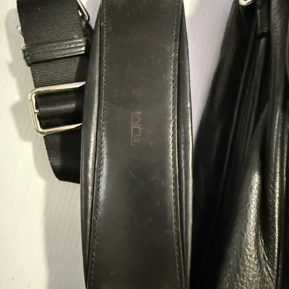 Tumi Leather‎ Briefcase Expandable Laptop Black 94232D
